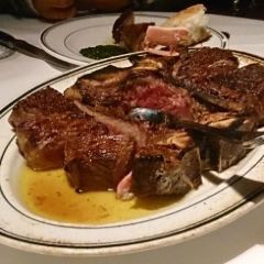 Wolfgang Puck Bar & Grill User Photo