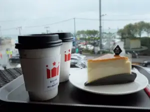 Damascena Coffee House | Delicatessen