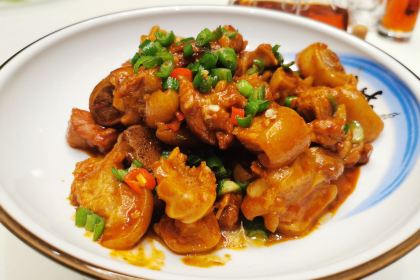 天外天餐饮连锁(华新店)