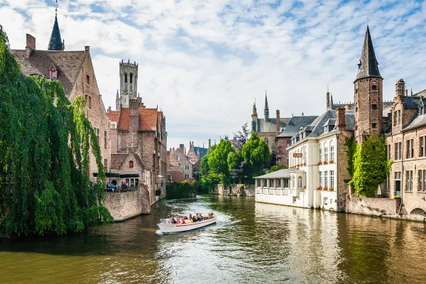 Hotels near Hazegraskerk