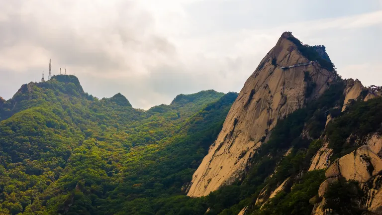 Homeinn Hotel (Yingkou Dashiqiao Railway Station)