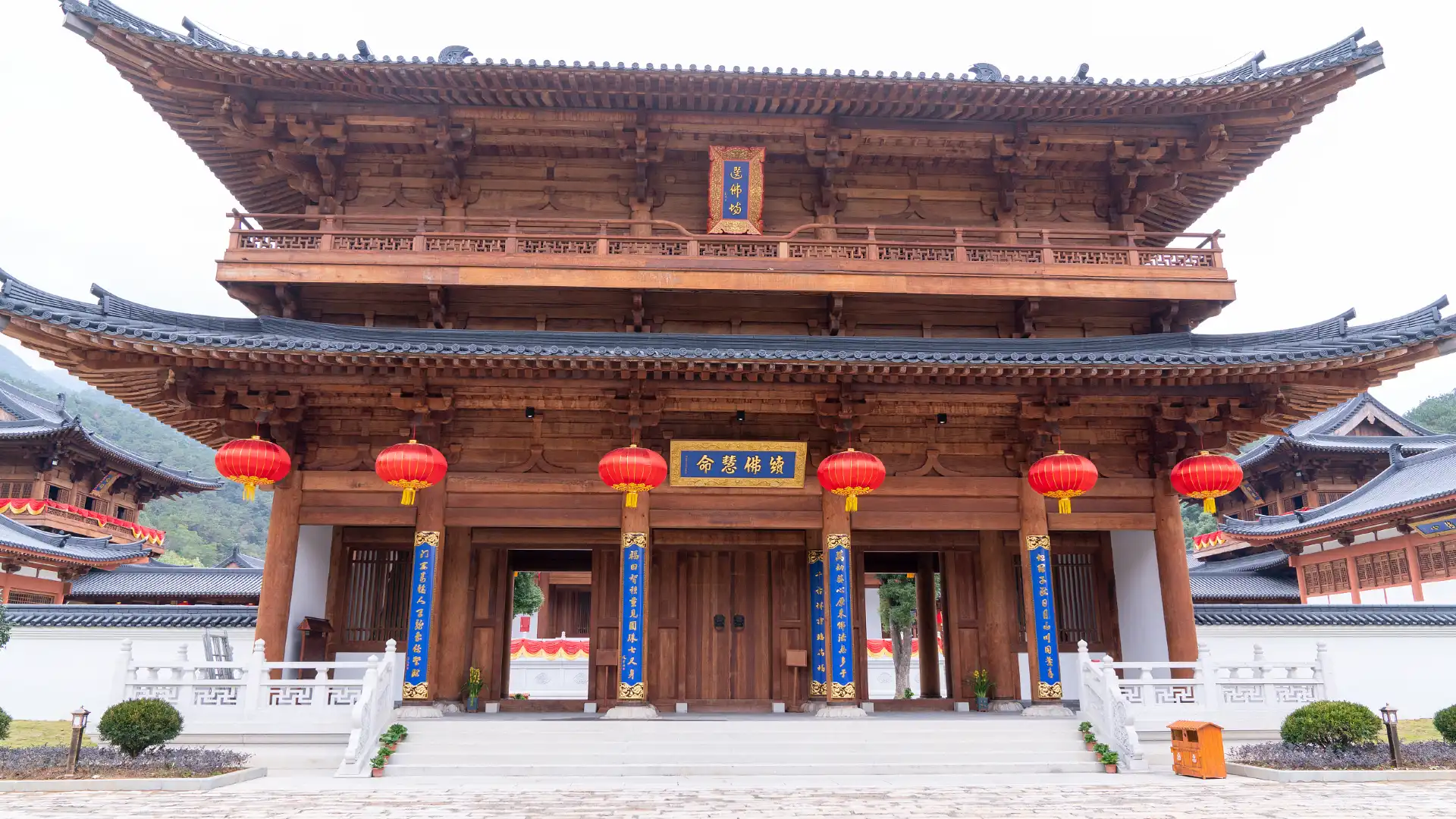 Hotels near Qishan Wanfo Temple