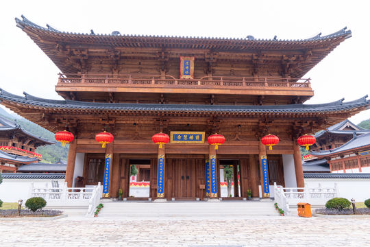 Qishan Wanfo Temple