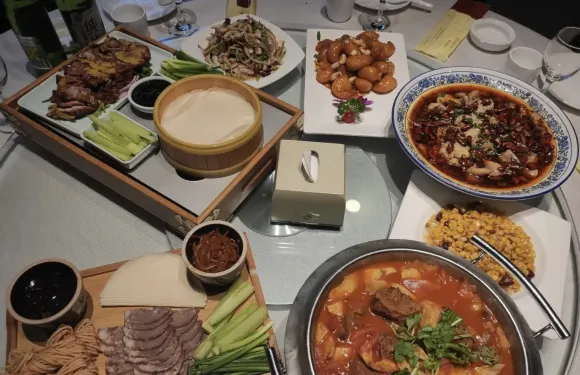 口福居(向陽街店)