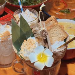 Orient Bistro Fine Yunnan Dining and Bar 여행 사진