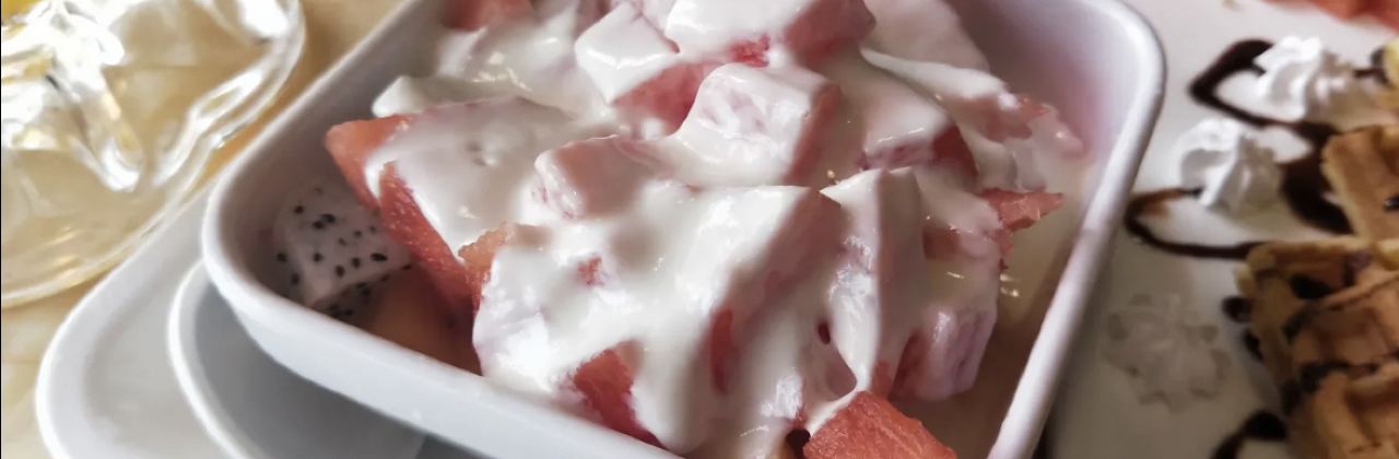 LIU JIN SUI YUE ZHONG XI CAN TING