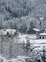 神瀑溝風景区