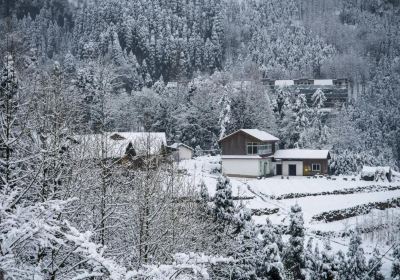 神瀑溝風景区