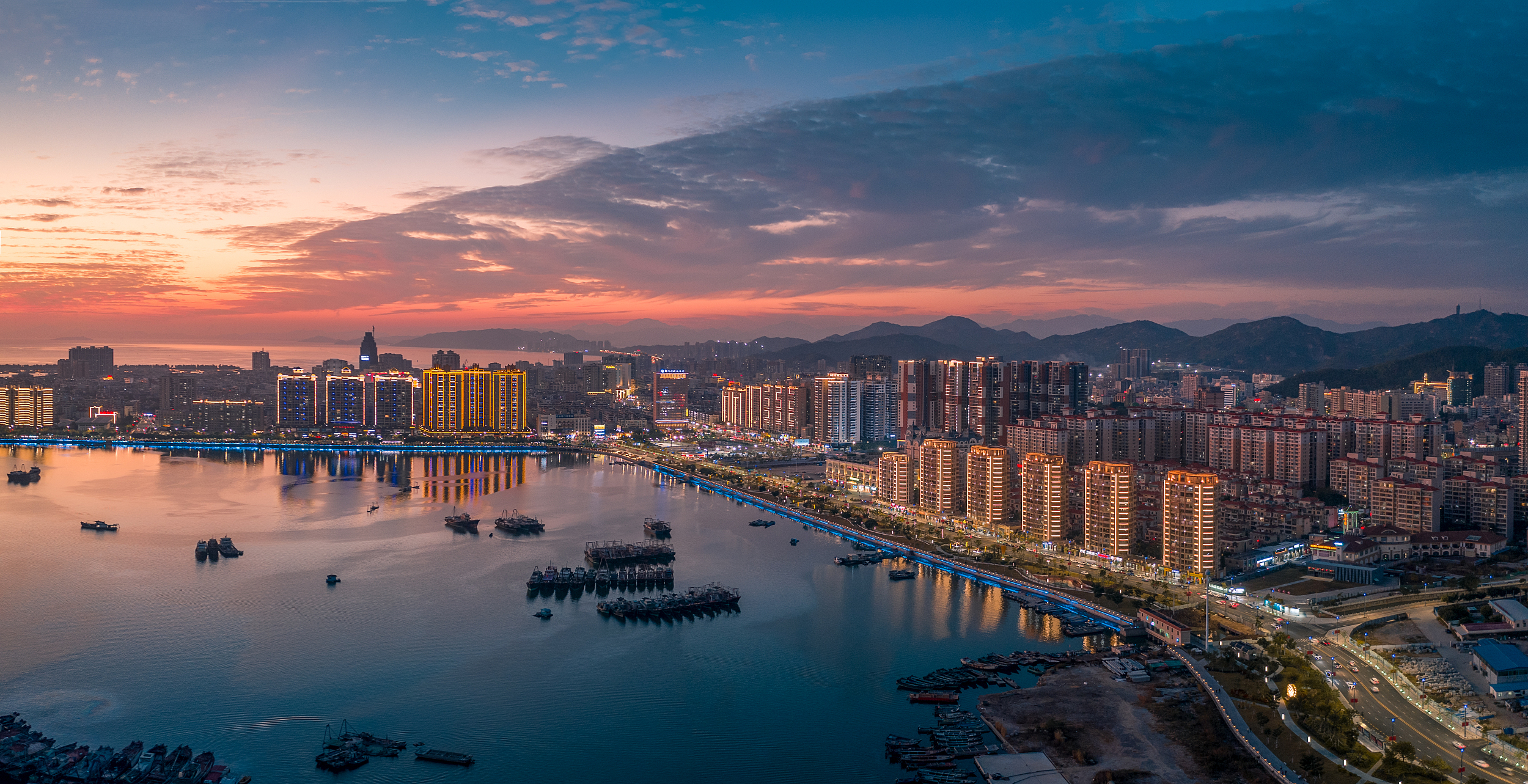2025 Shanwei Travel Guide: Must-see attractions, popular food, hotels, transportation routes (updated in July)