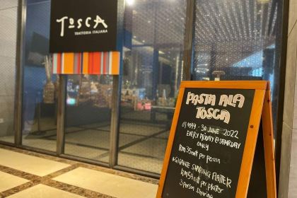 Axis Lounge At The DoubleTree By Hilton Melaka