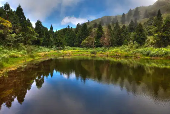 Hotels near Menghuan Pond