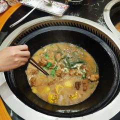 粘豆包铁锅炖(温泉街店) User Photo