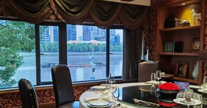 FlavourCourtyard Restaurant