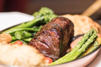 Caesar's Steak House & SPQR Lounge