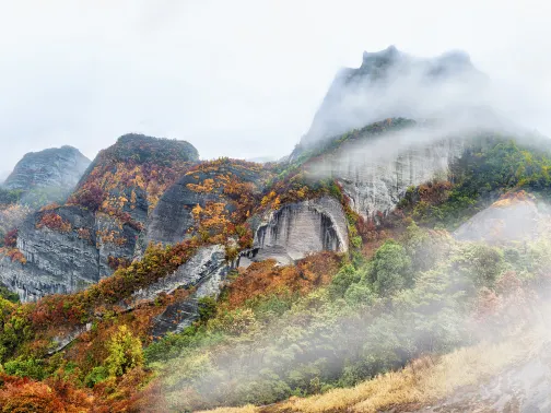 桂林丹霞八角寨景區