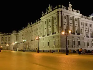 Top 10 Night Attractions in Madrid