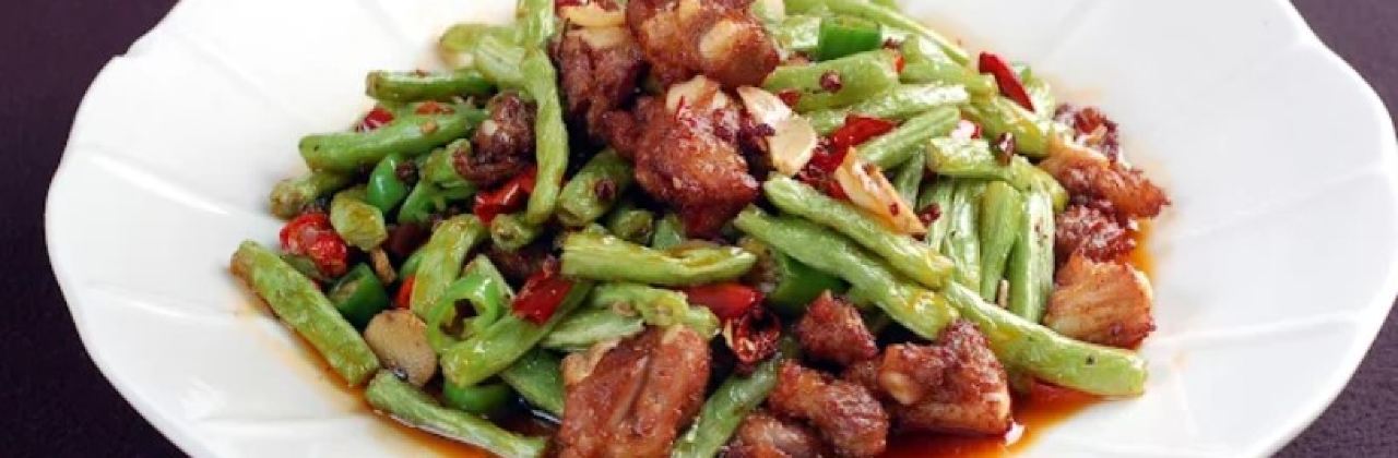 媖媖家中餐廳 İhediye Aile Çin Restoranı（Helal. حلال）Chinese Restorant