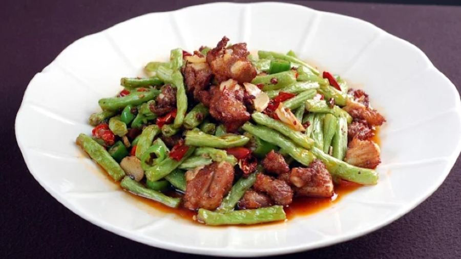 媖媖家中餐廳 İhediye Aile Çin Restoranı（Helal. حلال）Chinese Restorant