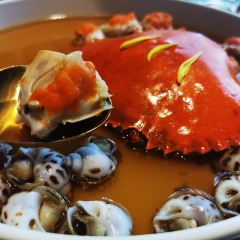 He's House User Photo