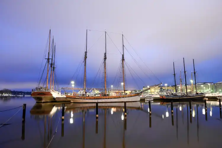 Các khách sạn gần Inner Harbour
