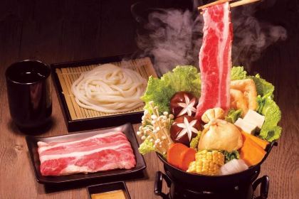 Yunfubiguiyuanfenghuangjiudianweiyena Western Restaurant