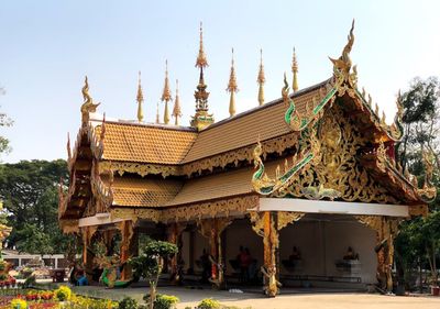 Wat Phra Nang Din