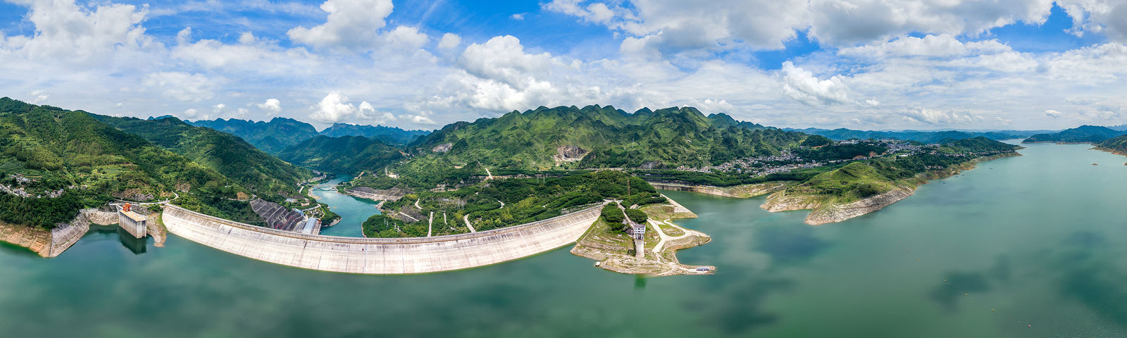 ЦяньсинаньТуристическая фотография