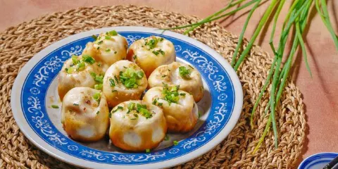 吳盛興蘇州縐紗湯包·蟹黃麪（北寺塔店）