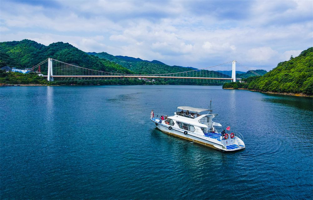 Jiuxian Lake