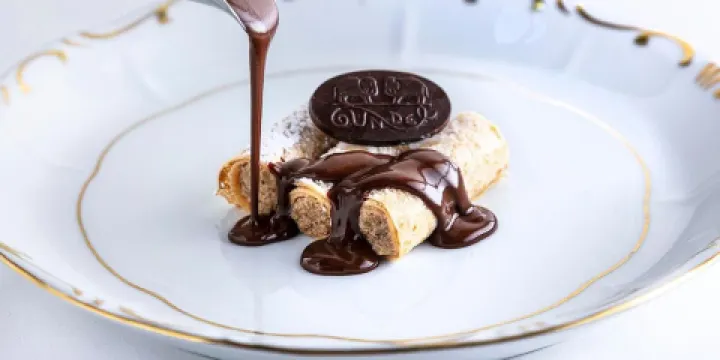 Gundel Cafe Patisserie Restaurant