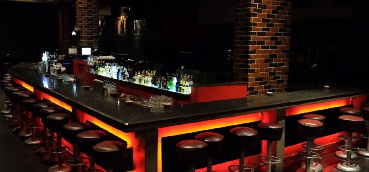 COLORS PUB & RESTAURANT