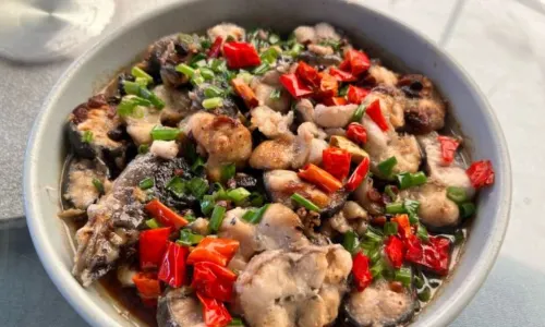A DI HAI XIAN GUAN