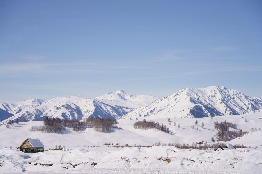 禾木風景區吉克普林國際滑雪度假區雲霄峯