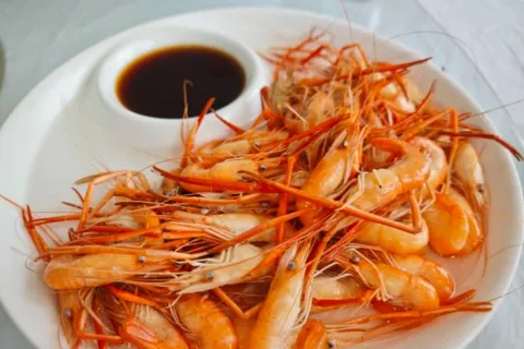 天乐农家鱼头王(天目湖店)