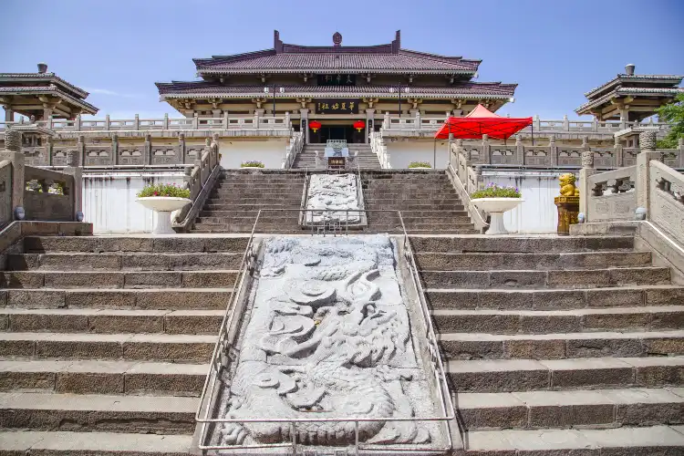Hotel dekat Baoji Yandi Ling(Tomb)