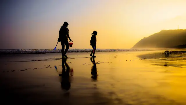 Beachcombing in Hailing Island