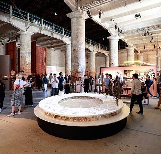 意大利威尼斯 · 國際藝術雙年展 | 威尼斯軍械庫