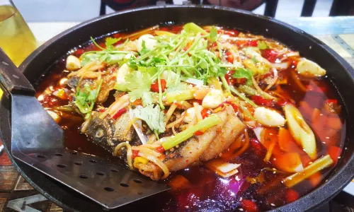 GA ZI YE SHI