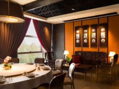 Bing Sheng PinWei (ZhuJiangXinCheng Flagship Store)