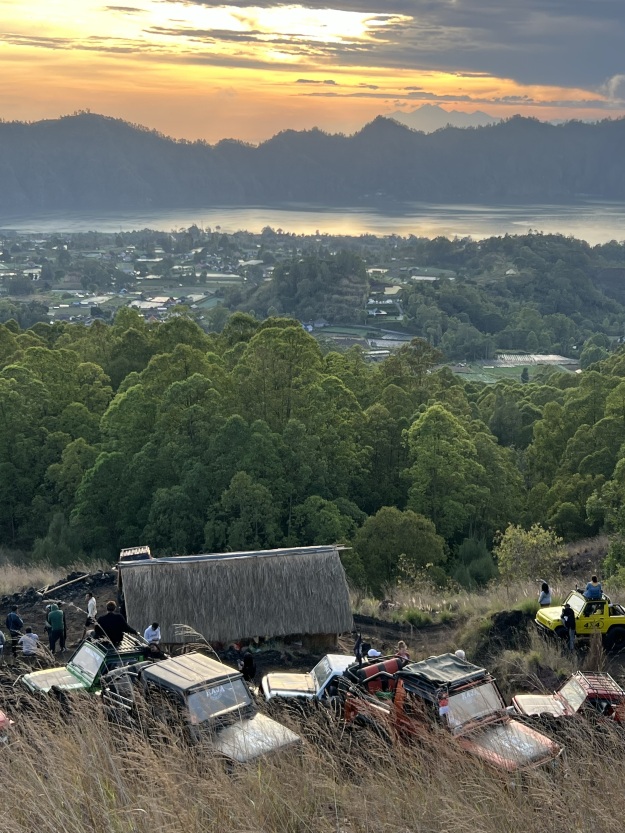 バトゥール山のレビュー バトゥール山のチケット バトゥール山の割引 バトゥール山の交通機関 所在地 営業時間 バトゥール山周辺の観光スポット ホテル グルメ Trip Com