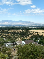 Bell Canyon Boulders Trailhead