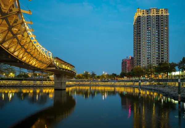 Kaohsiung · Lyon