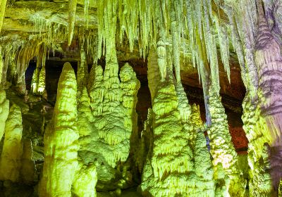 Fengdu Xueyu Cave Scenic Area