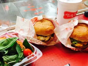 Tasty Burger