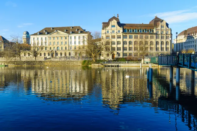 Hotels With Balcony in Zurich