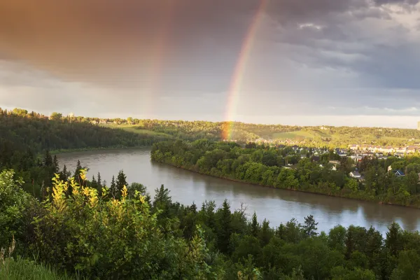 Hotels near TELUS World of Science - Edmonton