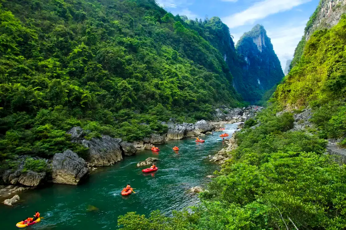 Hotels near Libo Shuichun River Rafting