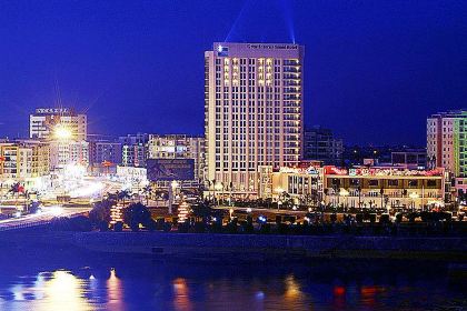 XIANG FENG GUO JI JIU DIAN ZHENG HAI XIAN ZI ZHU CAN TING