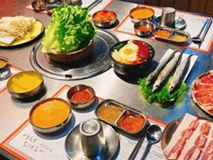 肉本家韩国传统烤肉店
