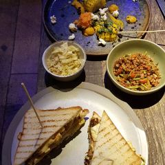 Pawat Somtum Seafood User Photo